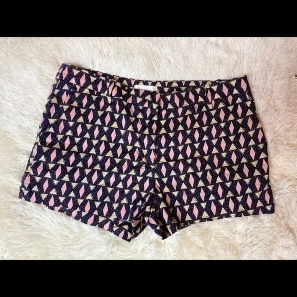 Women’s Pink, Blue & Yellow H&M Summer shorts size 8 - Picture 1 of 5